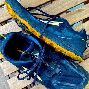 Mens Altra Lone Peak 4.5 Trail Running Shoes